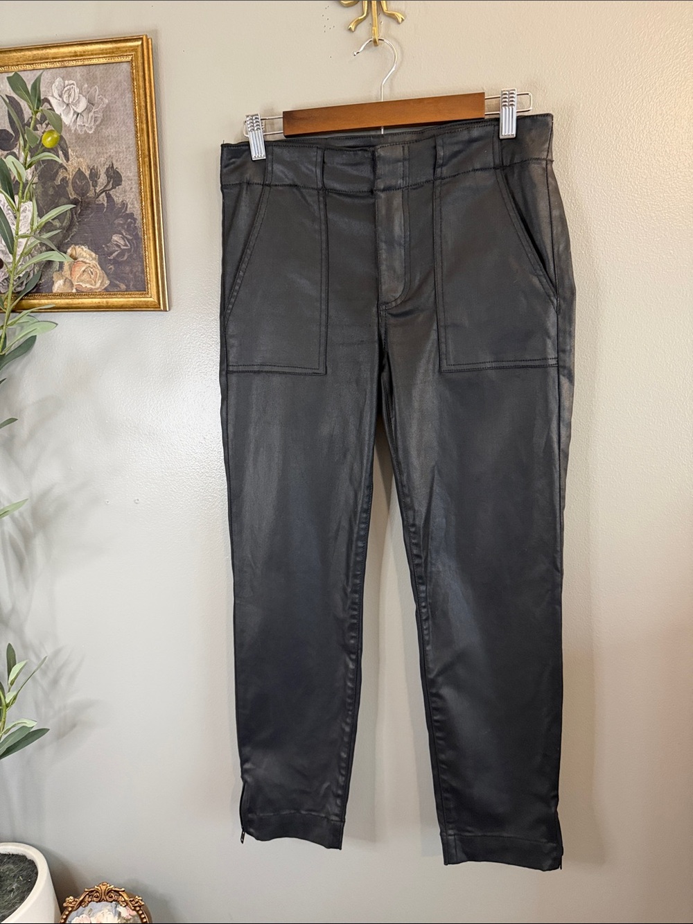 KUT from the Kloth Black Coated Skinny Ankle Pants Size 6 Zip Hem - Picture 4 of 9